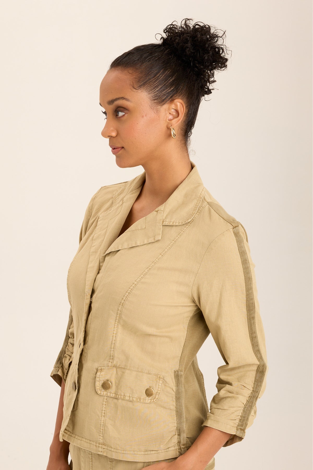 Wearables Folksy Linen/Stretch 4-Pocket Shirred Blazer 