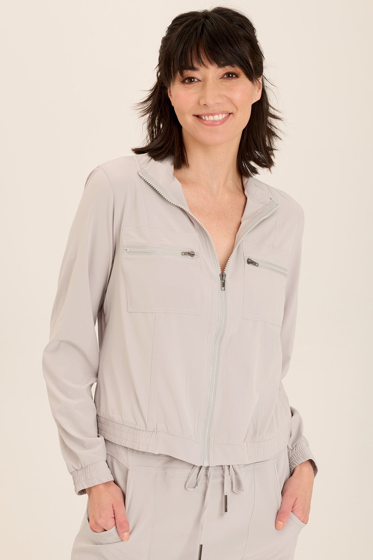 Wearables Quinn Active Ruched Bomber 