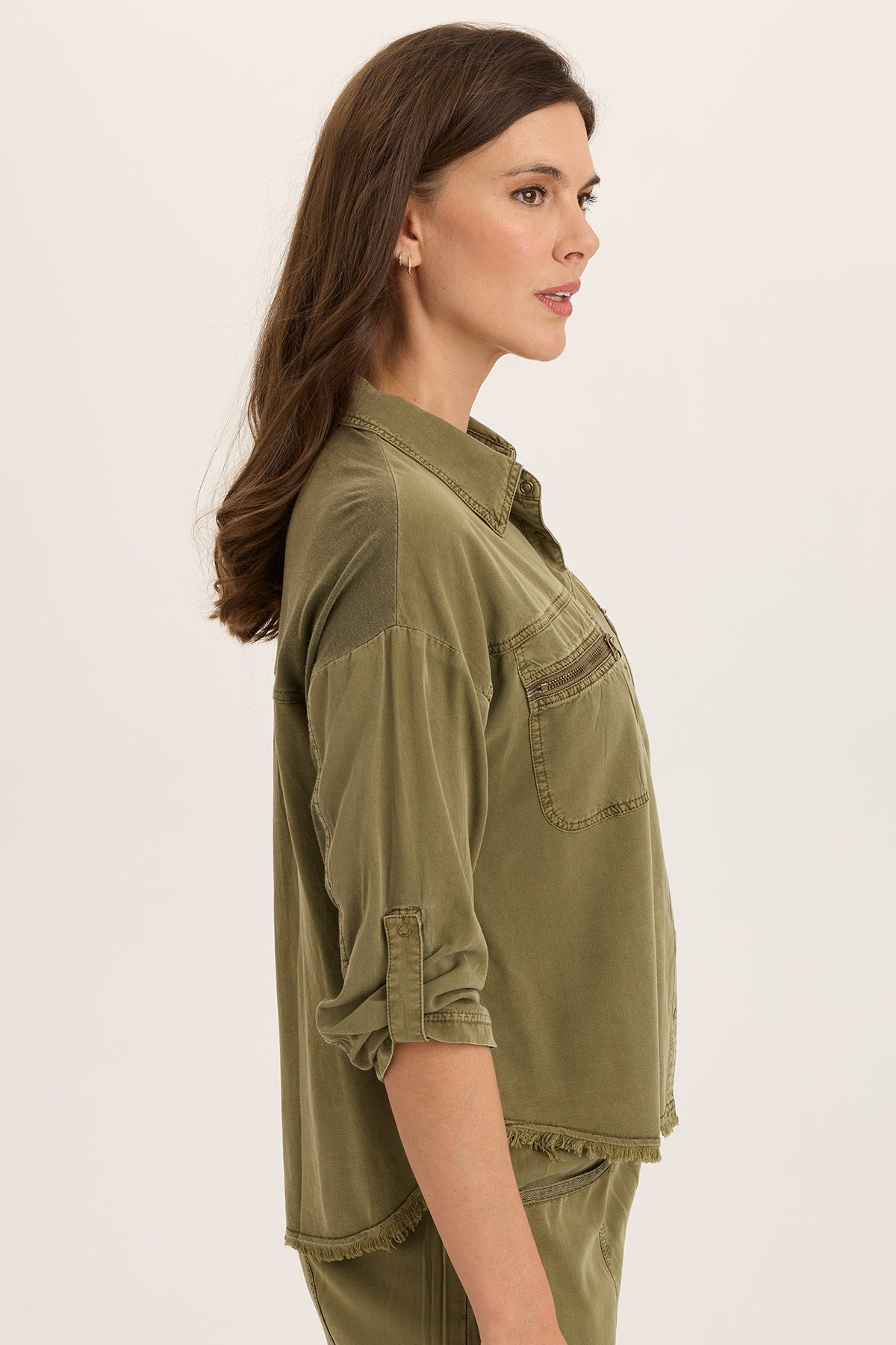 Wearables Knapp Distressed Cargo Button-Up