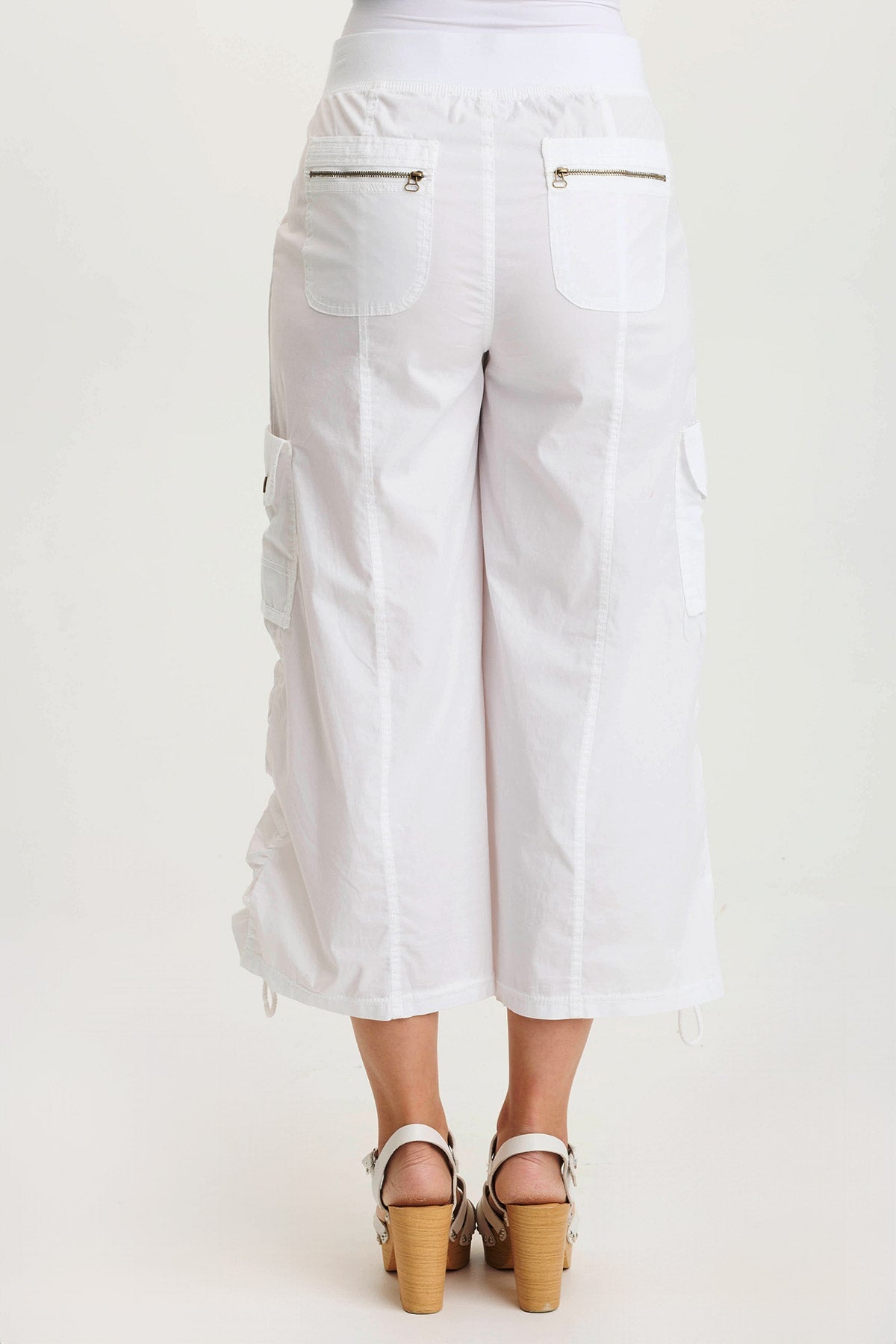 XCVI Muldoon Poplin Ruched Wide-Leg Crop Pant 